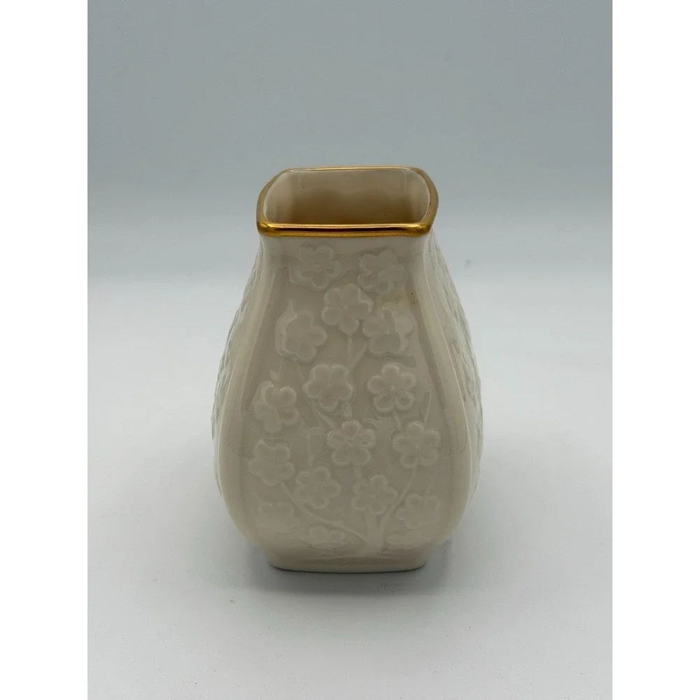 Lenox Cherry Blossom Porcelain Vase With 24K Gold Trim Floral Design